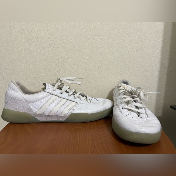Adidas City Cup Running White Sneakers Men’s Size 13 Leather Mesh Casual Preppy